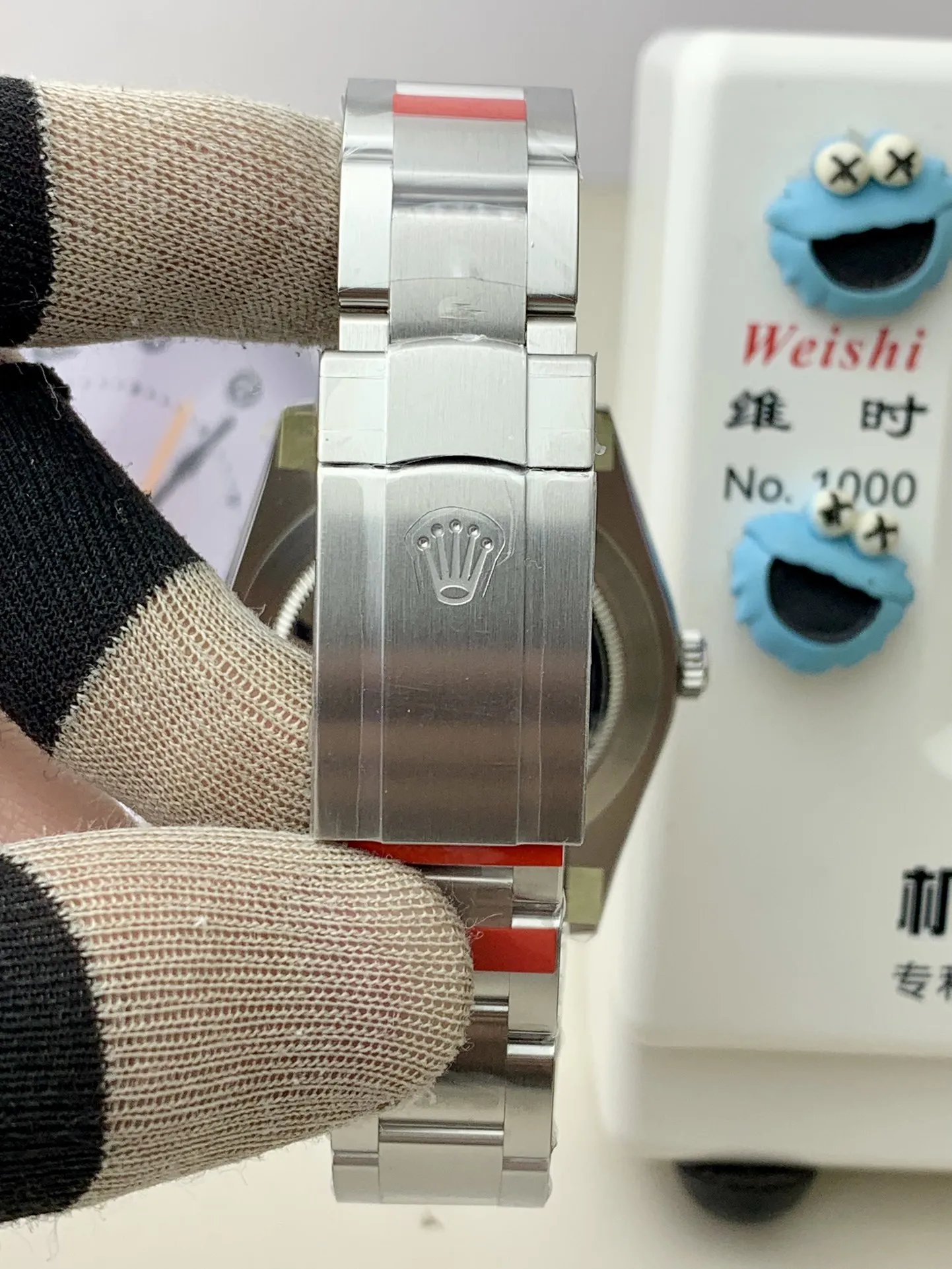 VS Factory Rolex Oyster Perpetual 41mm Candy Pink Lacquer Dial Smooth Bezel Oyster Bracelet (124300 Custom) 1:1 Super Clone - DD3230 Movement - VS Factory Official photo 7