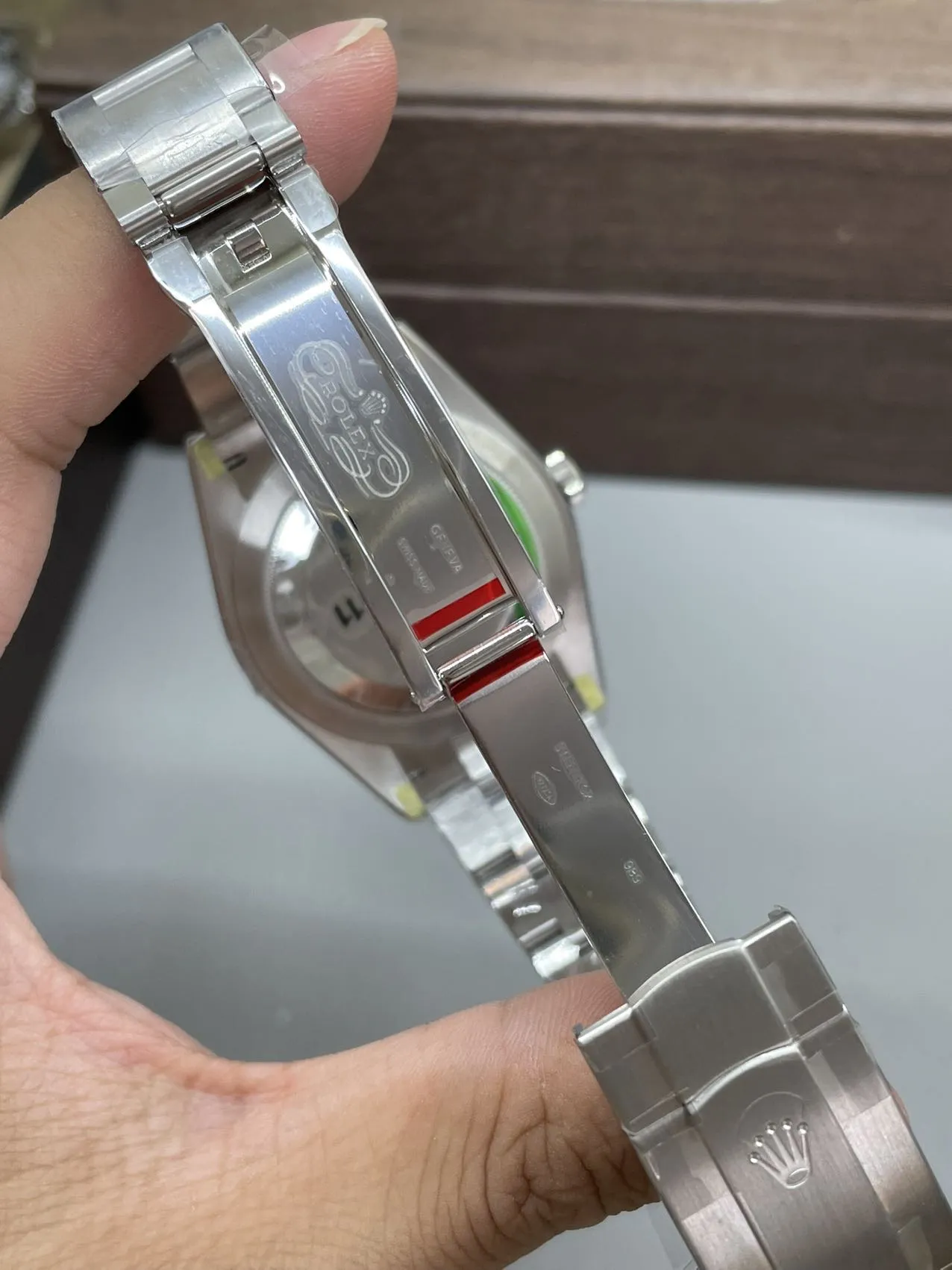 VS Factory Rolex Oyster Perpetual 41mm Coral Red Dial Smooth Bezel Oyster Bracelet (124300) 1:1 Super Clone - DD3230 Movement - VS Factory Official photo 8