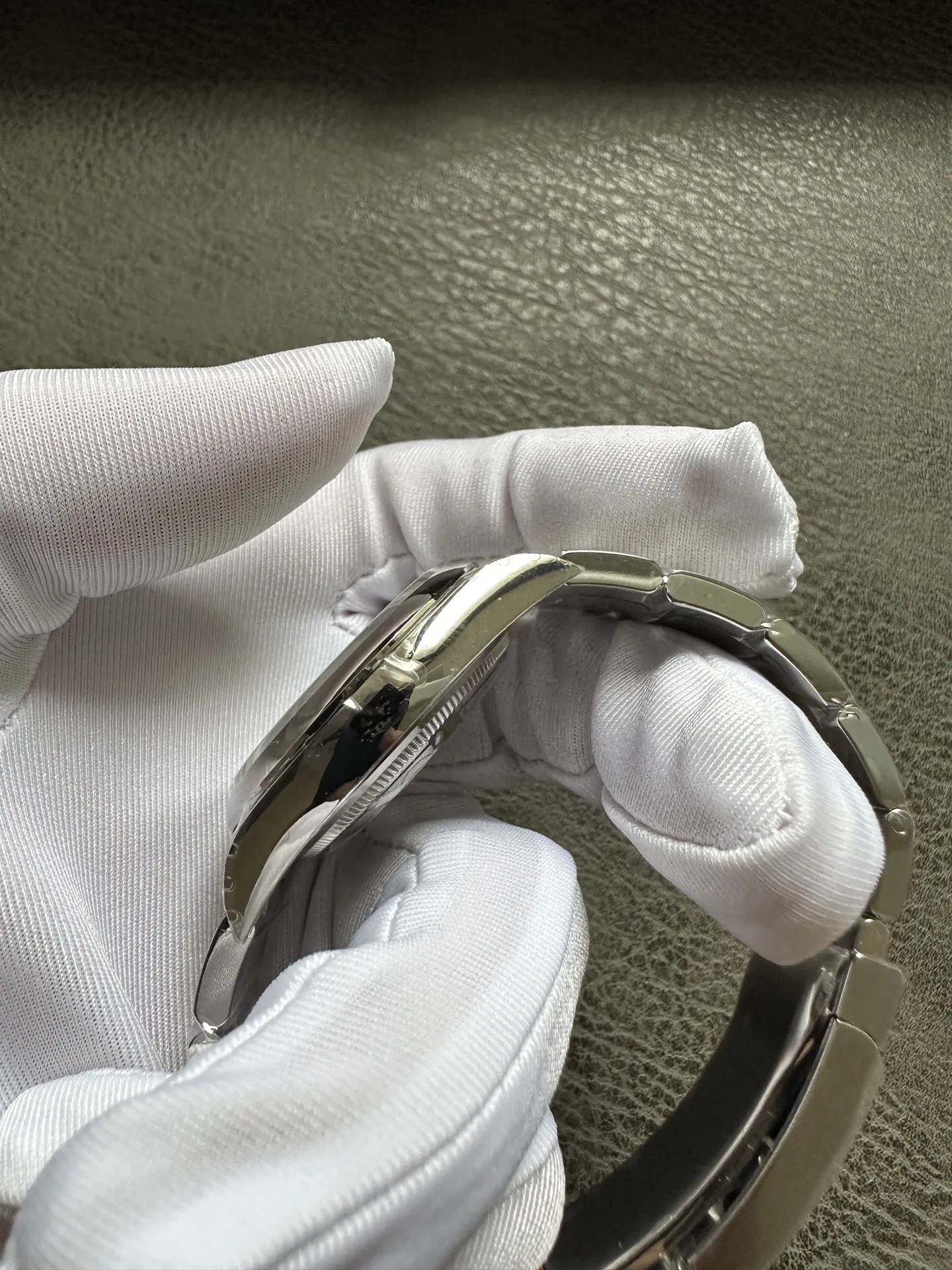 VS Factory Rolex Oyster Perpetual 41mm "Pistachio Green" Dial Smooth Bezel Oyster Bracelet (124300) 1:1 Super Clone - DD3230 Movement - VS Factory Official photo 7
