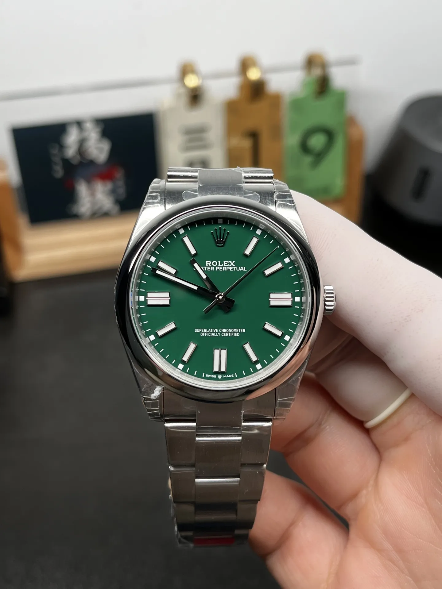 VS Factory Rolex Oyster Perpetual 41mm "Rolex Green" Lacquer Dial Smooth Bezel Oyster Bracelet (124300) 1:1 Super Clone - DD3230 Movement - VS Factory Official photo 2