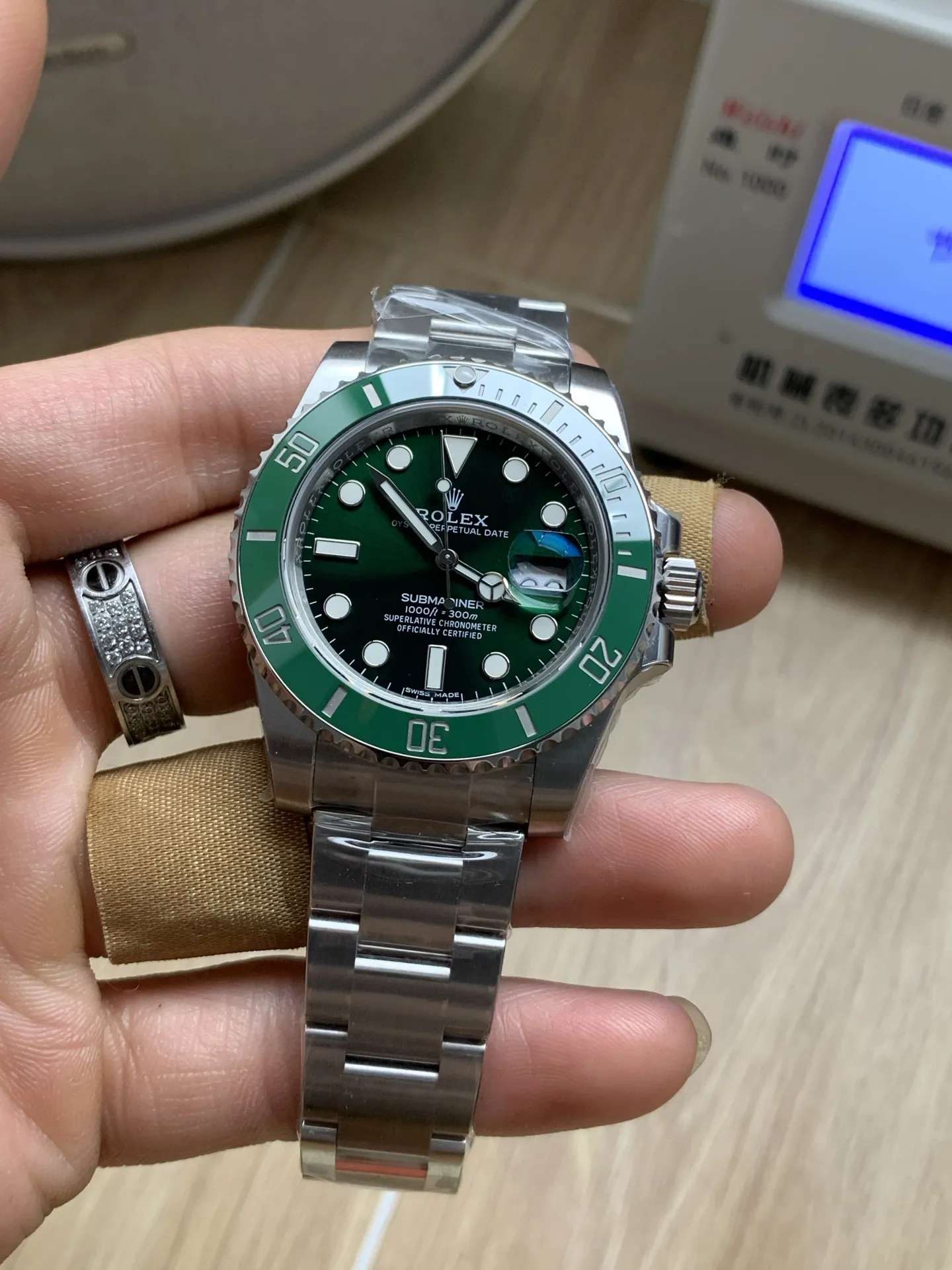 VS Factory Rolex Submariner Date "Hulk" Green 40mm (116610LV) 1:1 Super Clone - DD3135 Movement - VS Factory Official photo 3