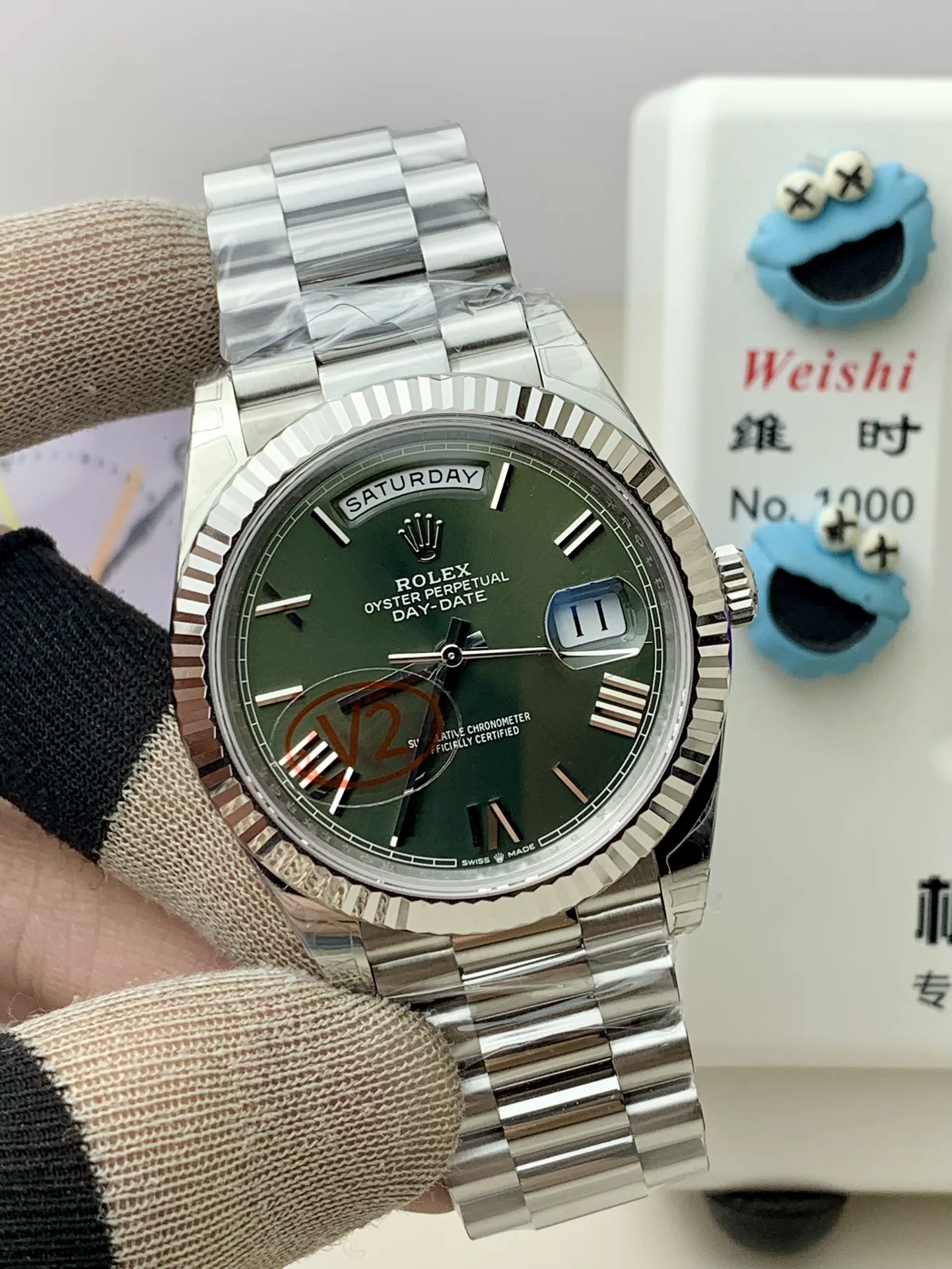 VS Factory (V2) Rolex Day-Date 40mm White Gold Olive Green Sunburst Roman Dial Fluted Bezel President Bracelet (228239) 1:1 Super Clone - DD3255 Movement - VS Factory Official photo 3